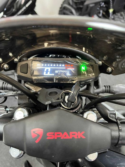 АКЦІЯ Мотоцикл SPARK SP250D-3