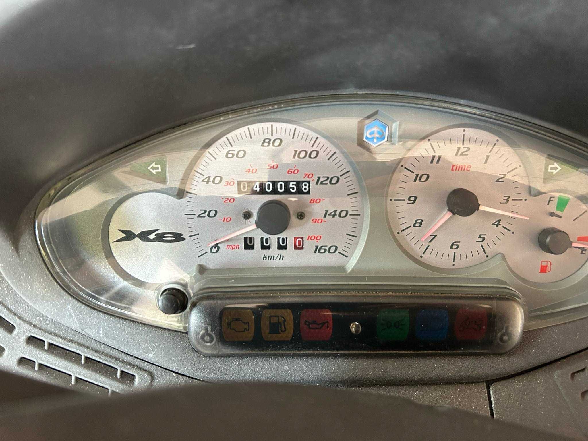 Skuter Piaggio x8 125ccm 2007r