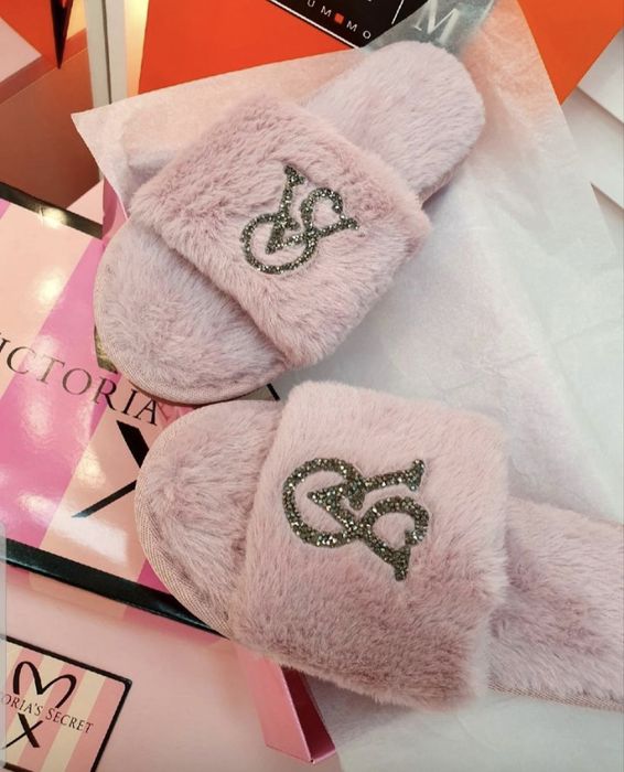 ЧОРНА ПʼЯТНИЦЯ ЗНИЖКИ Тапочки Victoria’s Secret домашні капці