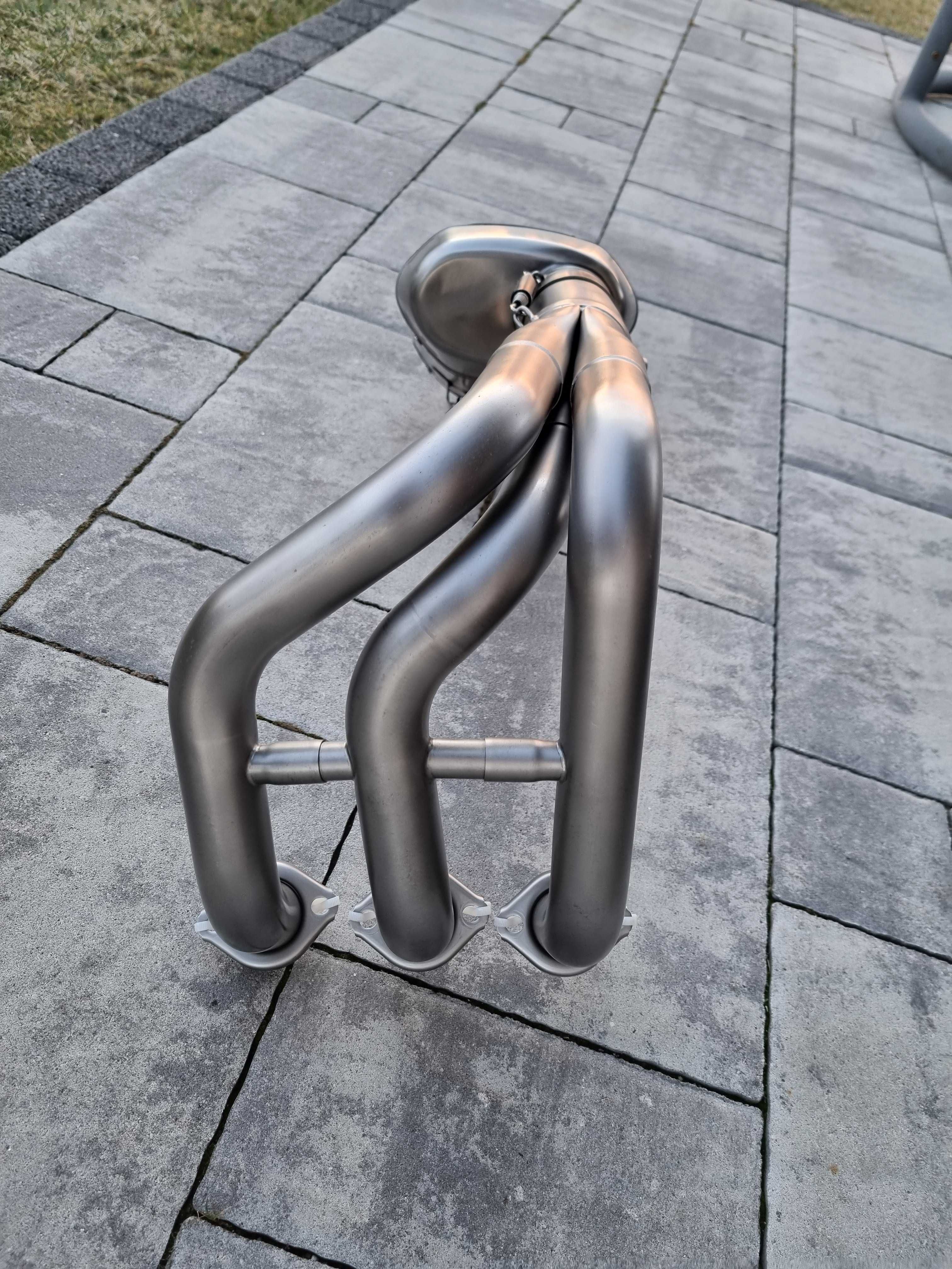 Yamaha MT09 MT-09 Tracer 900 XSR 900 Tłumik Kolektory Wydech Akrapovic
