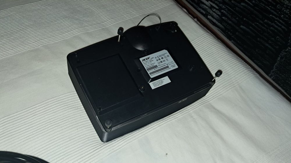 Sprzedam projektor  Acer