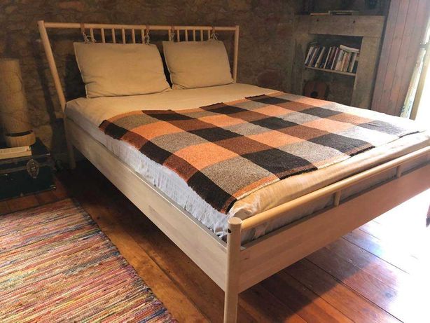 Estrutura de cama + estrado BJORKSNAS 160x200 IKEA - Cadaval
