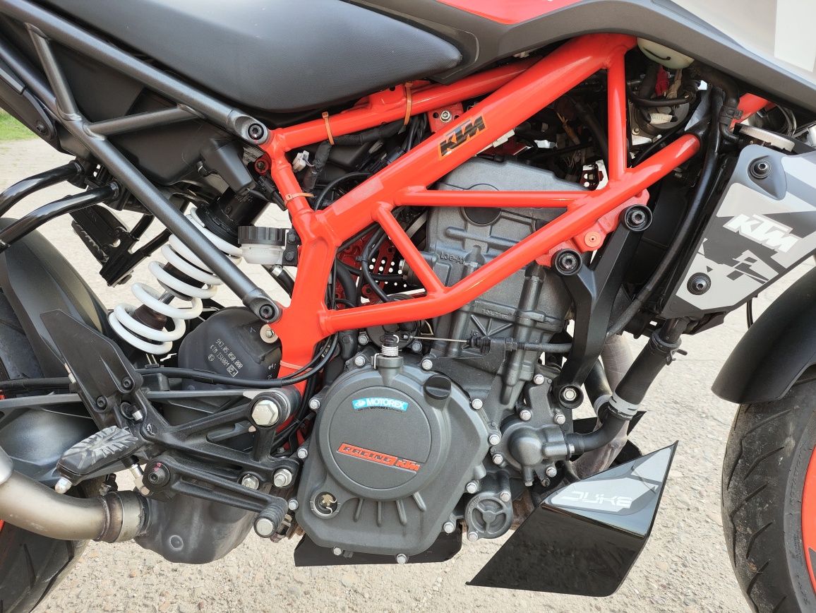 KTM Duke 125 ABS 2021r kat.B
