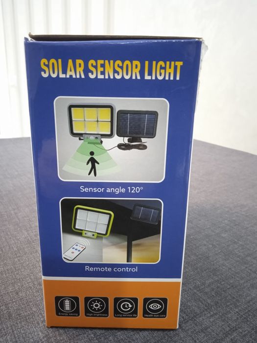 Прожектор з сонячну панель 50W