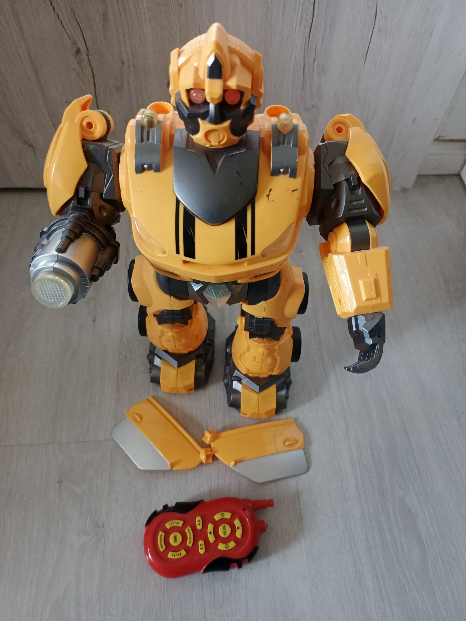 Robot Bubble Bee