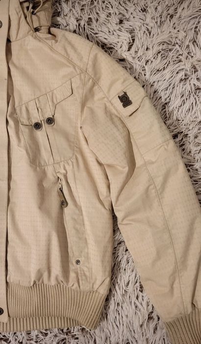 Husky damska kremowa ocieplana zimowa kurtka kaptur z futerkiem