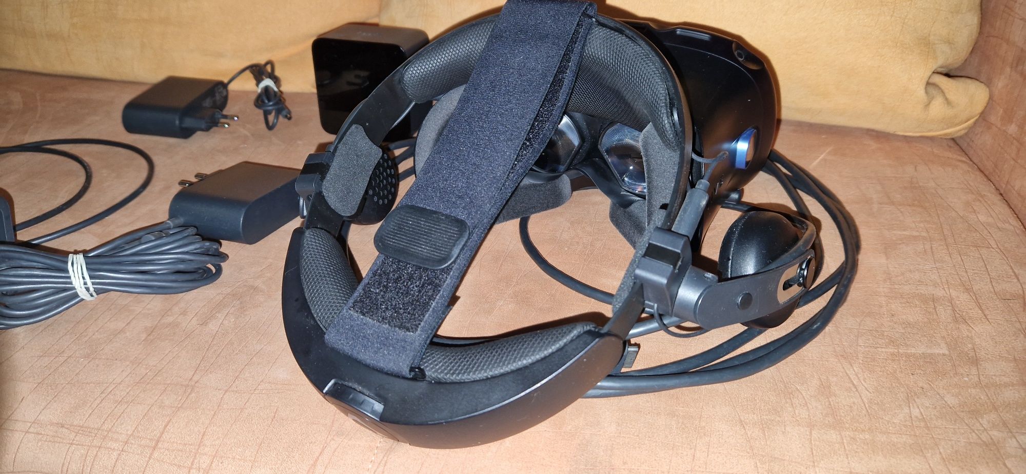 Gogle VR HTC cosmos vive elite