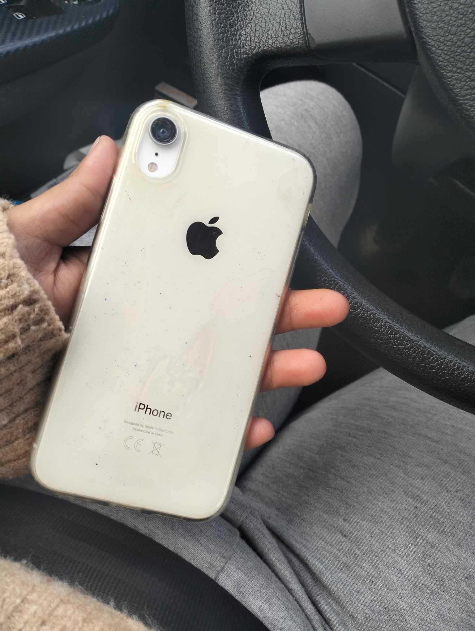 iPhone XR 64g usado