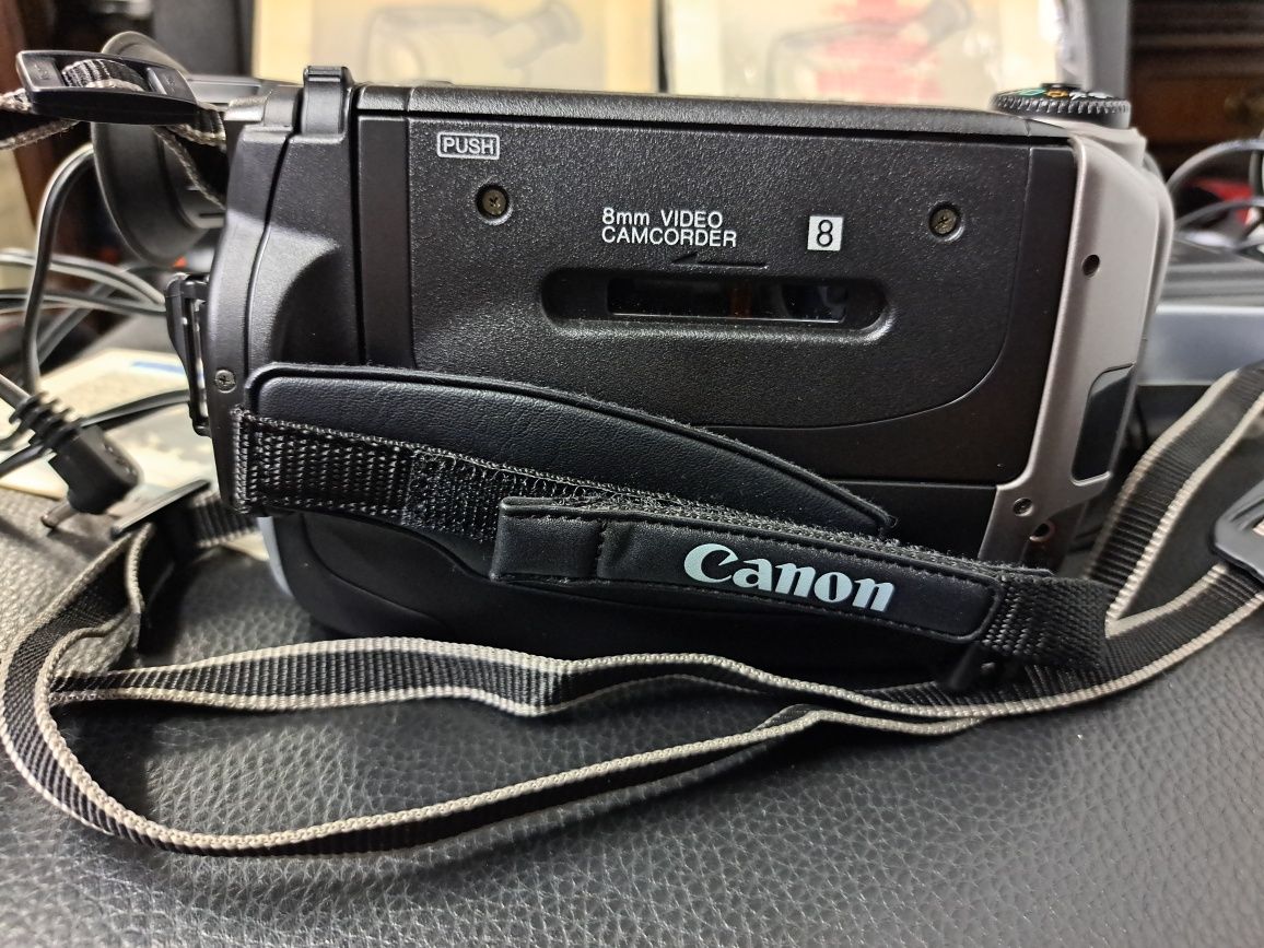 Câmara de vídeo Canon UC5000