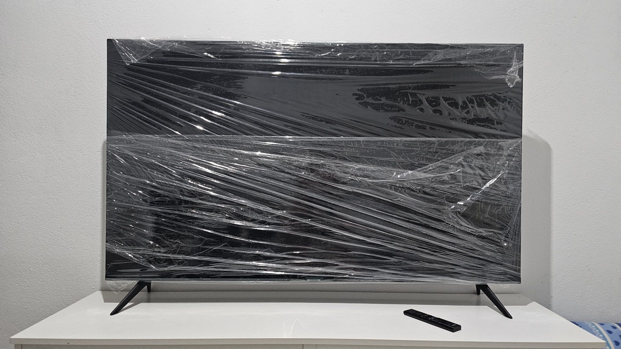 AVARIADA TV LED smart samsung 55" + controlo
