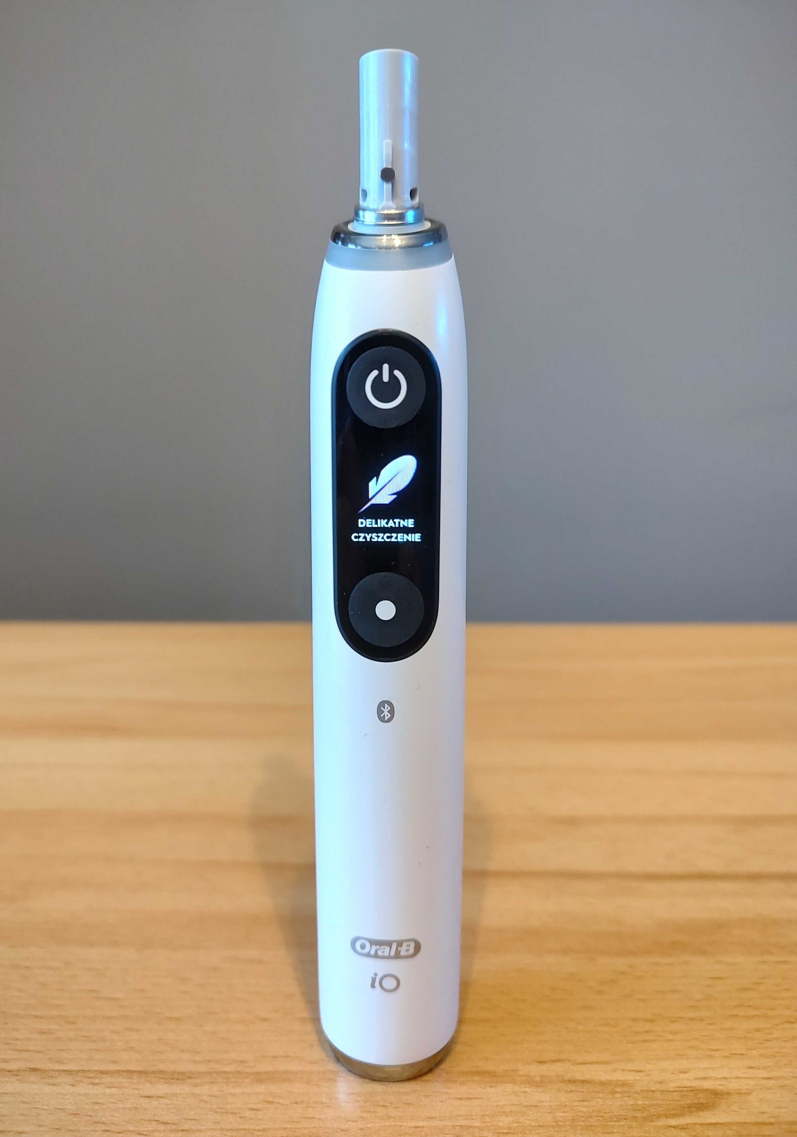 Oral-B iO Series 9 White Alabaster