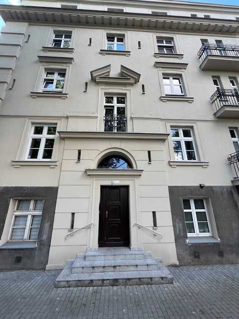 Beautiful room in a bright apartment /Piękny pokój
