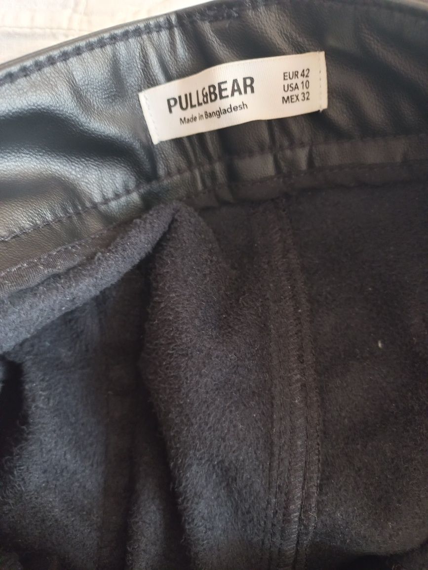 Pull & bear штани з екошкіри розмір XL