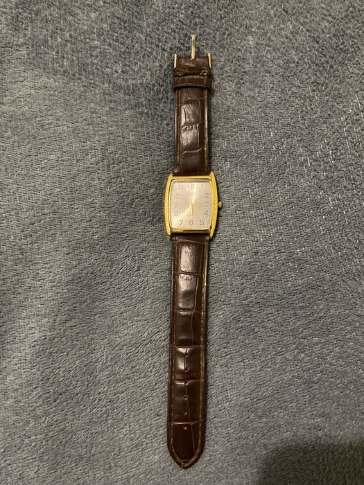 Наручний годинник годинник stainless steel back featureal