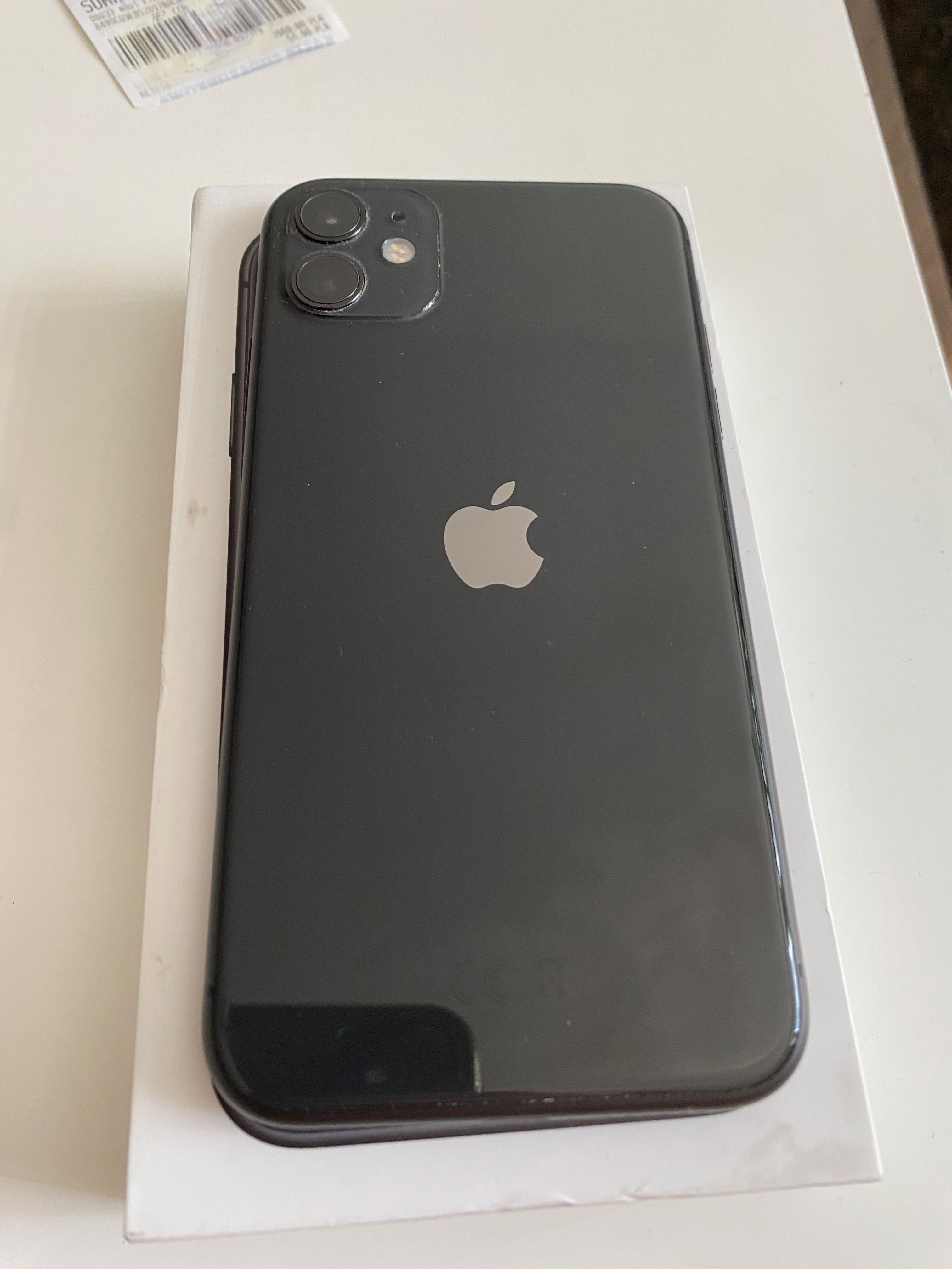 iPhone 11 na gwarancji / 64GB