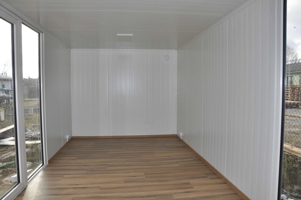 Kontener mieszkalny typu stodoła