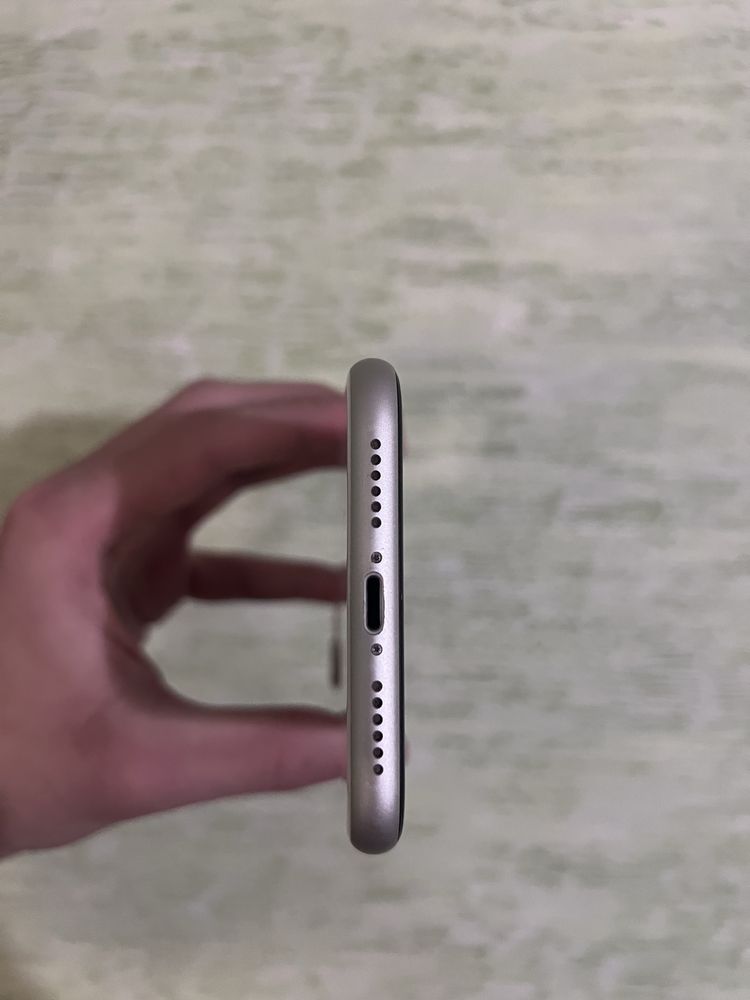 Iphone 11 white айфон 11 білий Стан гарний