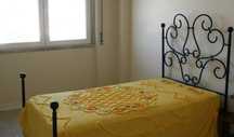 Cama de Latão de Corpo e Meio