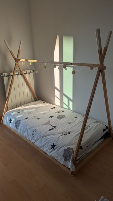 Estrutura da cama Montessori + colchão 70x140cm + edredon com capa