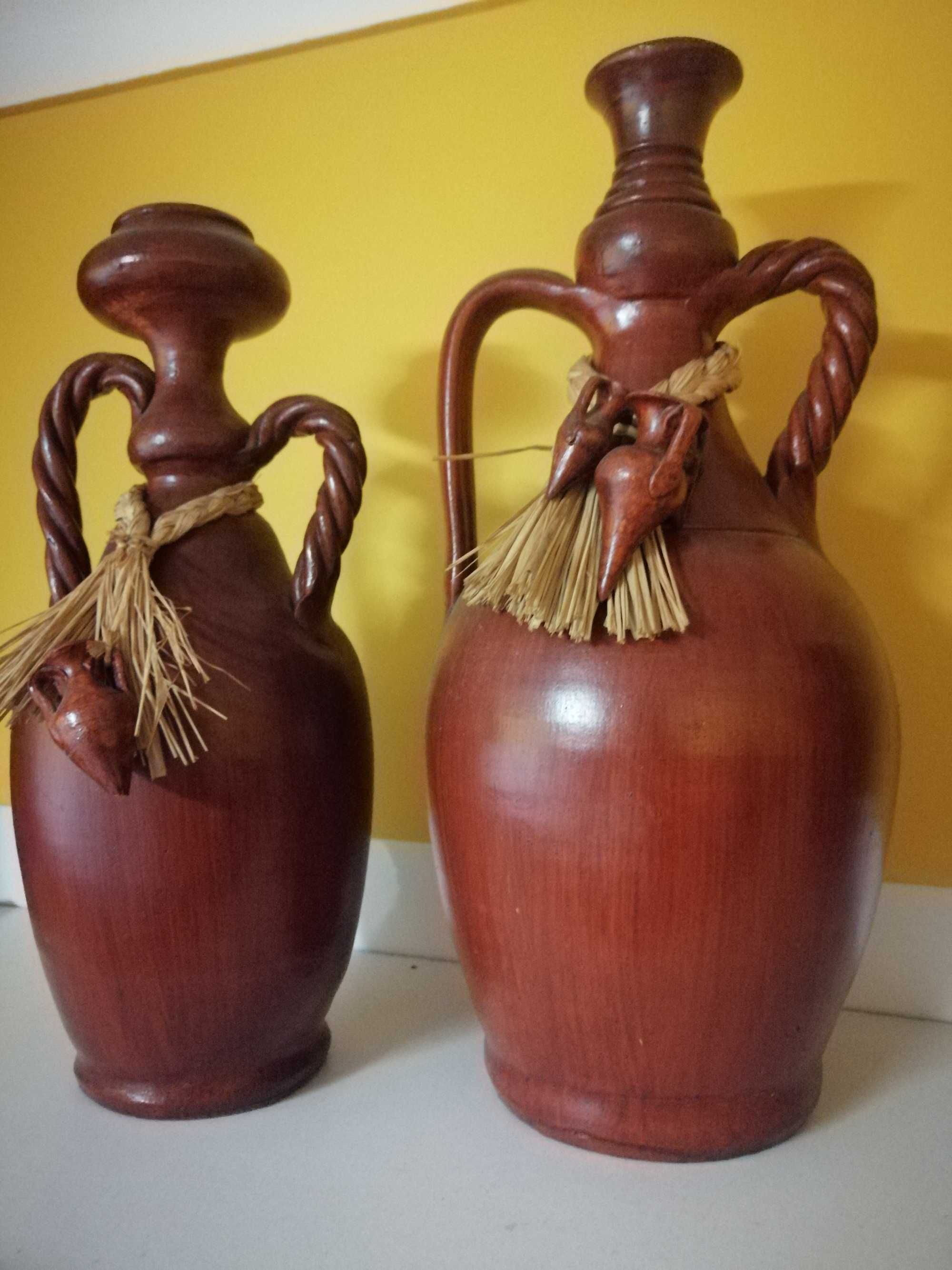 Potes de loiça de barro para decoração