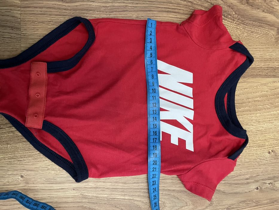 Набір оригінальних дитячих боді Nike