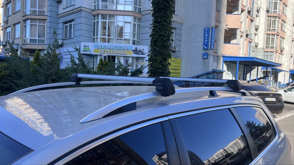 Поперечини на рейлинги VW Passat B6-B7 Оригінал багажник на дах