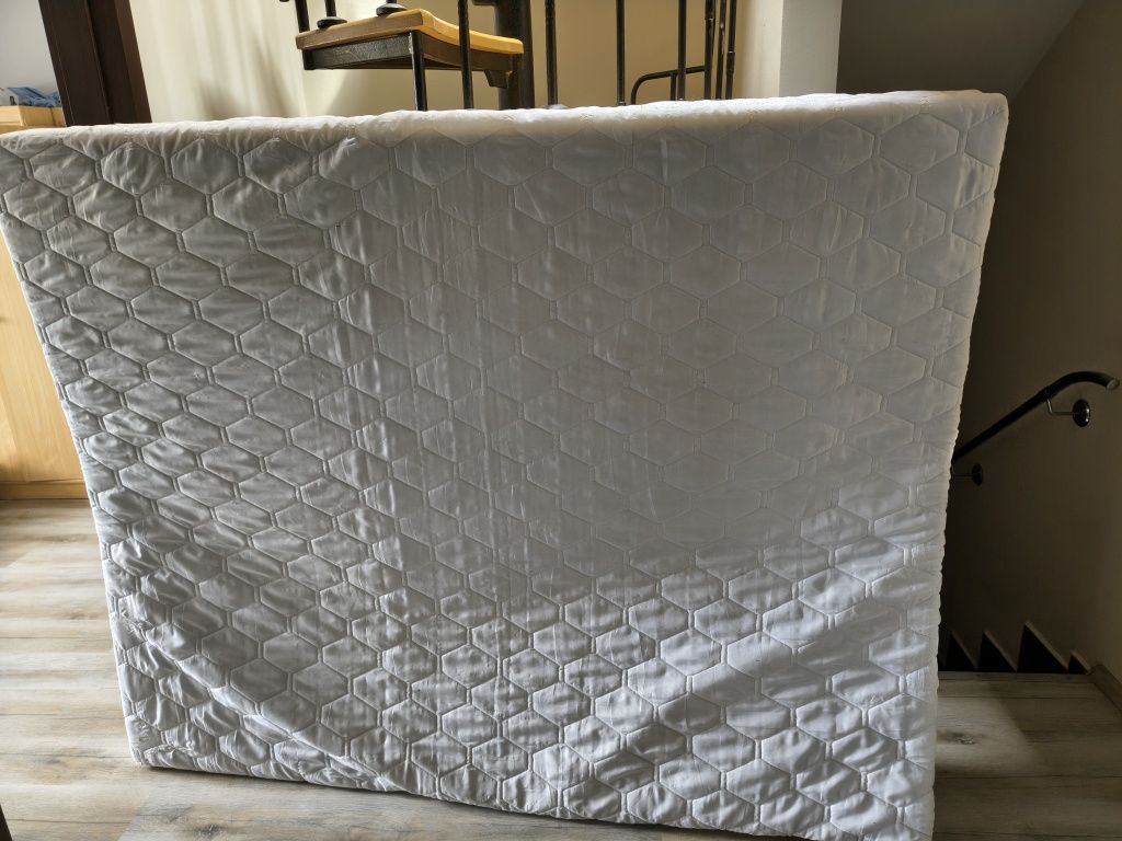 Materac 160x200 .