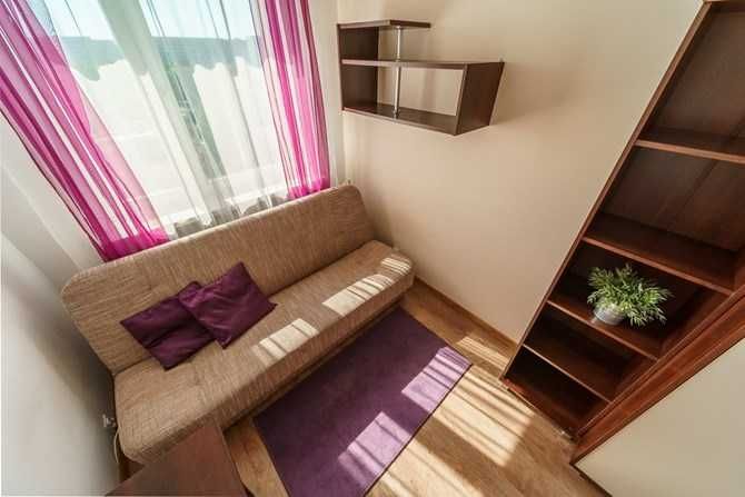 Przestronny pokój, 700zł, Sobieskiego 26, darmowy parking, Morasko