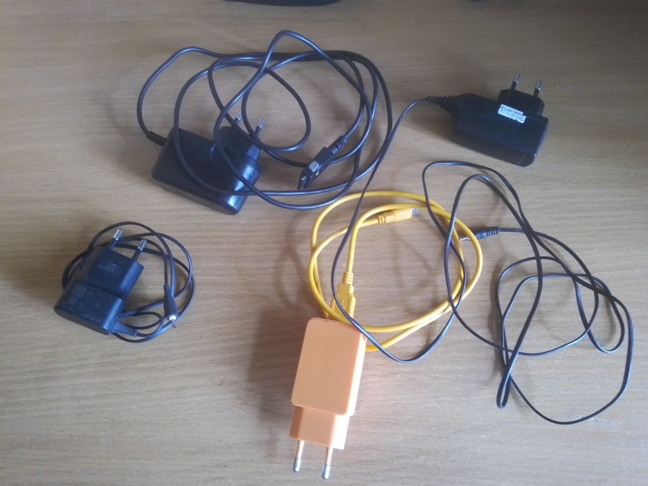 Продаю зарядные устройства