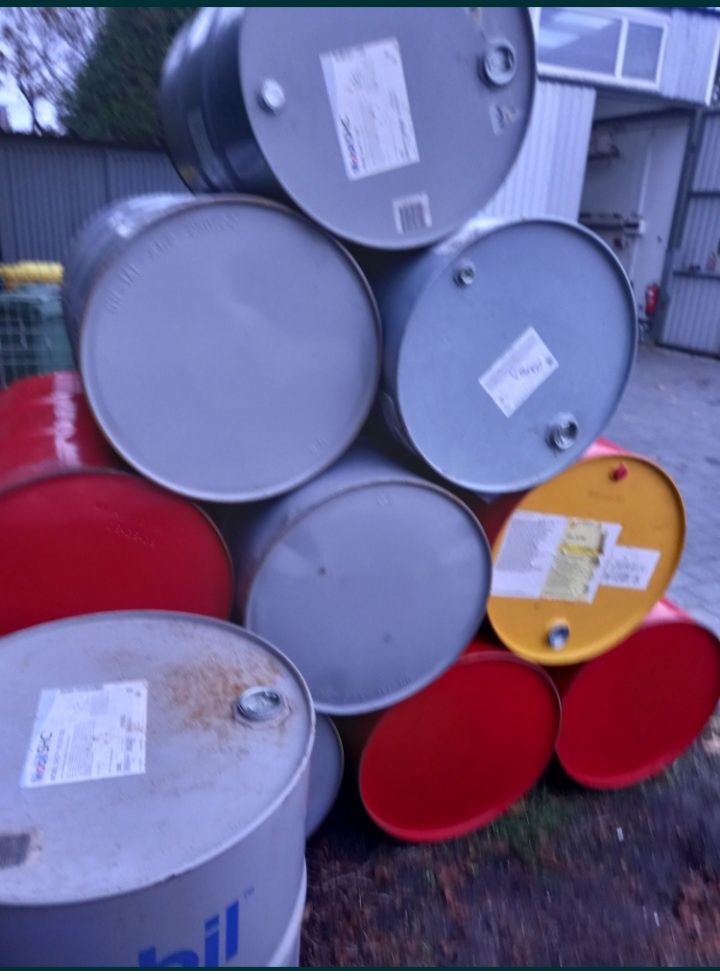 Beczki 200l ropę wide szambo
