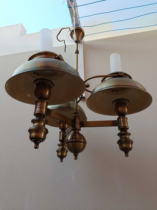 Candeeiro de Teto Clássico/Vintage com 3 Pontos de Luz - Latão e Vidro