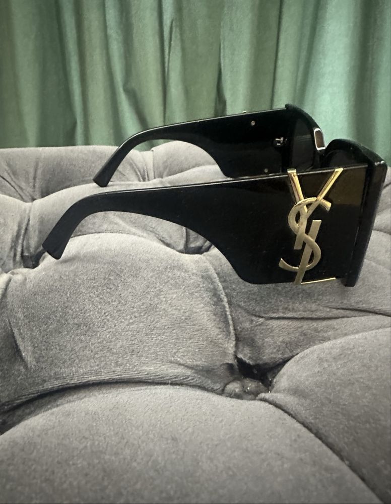 Ysl okuary czarne ze zlotym logo