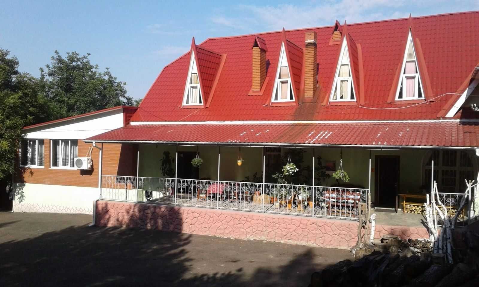 Продаж готельного комплексу, бар, ресторан, лазня, сто, автомийка,