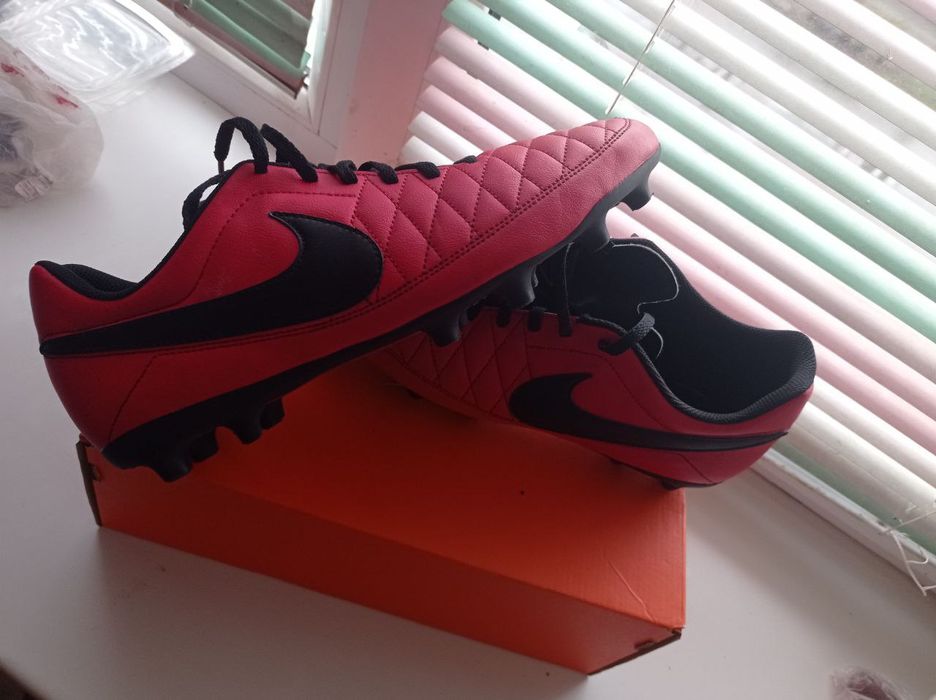 Бутсы Nike Majestry FG