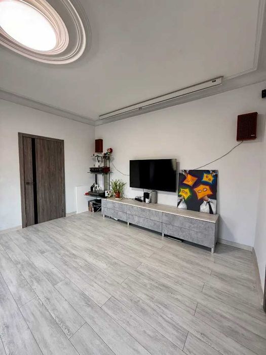 Продаж будинку 4к Олександра Поля (верх)
Леоніда Стромцова вул. 25/2