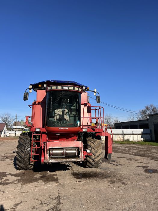 Комбайн Case IH 2388