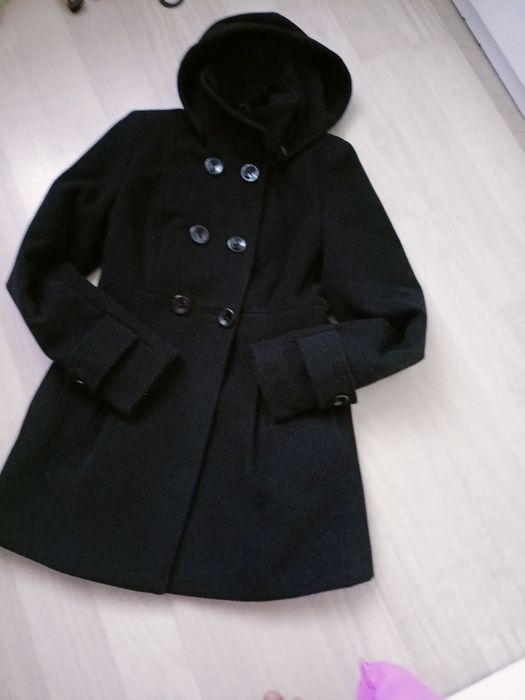 Flauszowy płaszczyk 36 zimowy