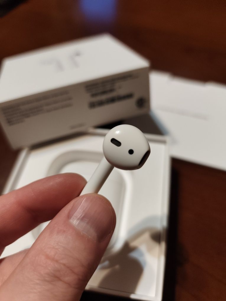 Apple AirPods 2 — лівий навушник + кейс | Стан відмінний