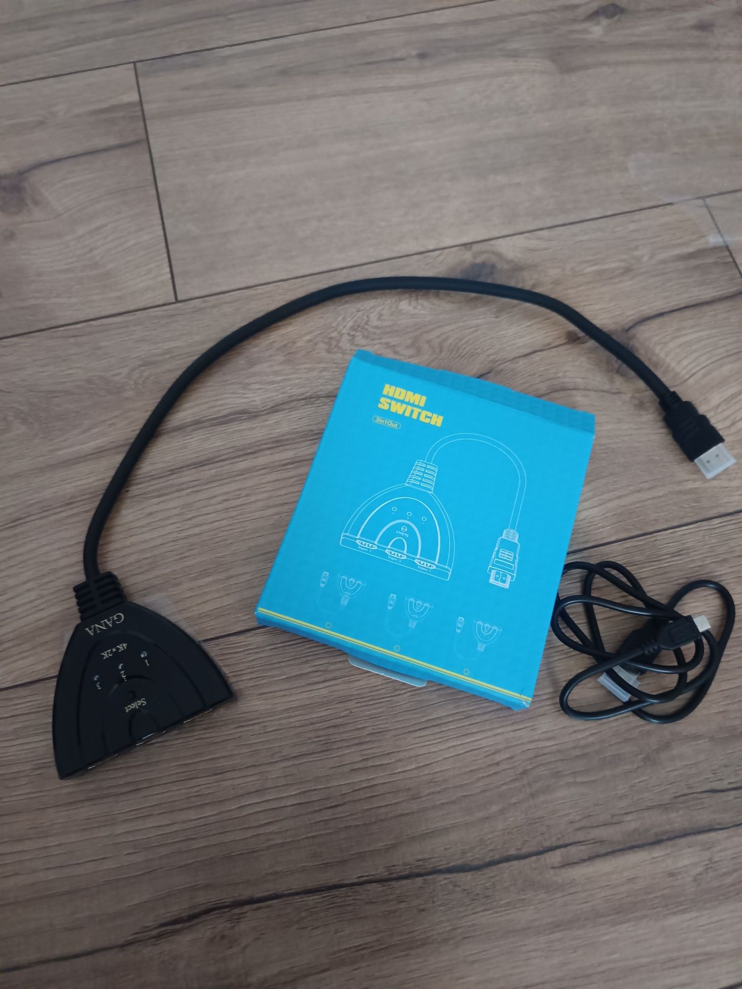 Rozdzielacz HDMI 3 Portowy Switch GANA 3 IN1