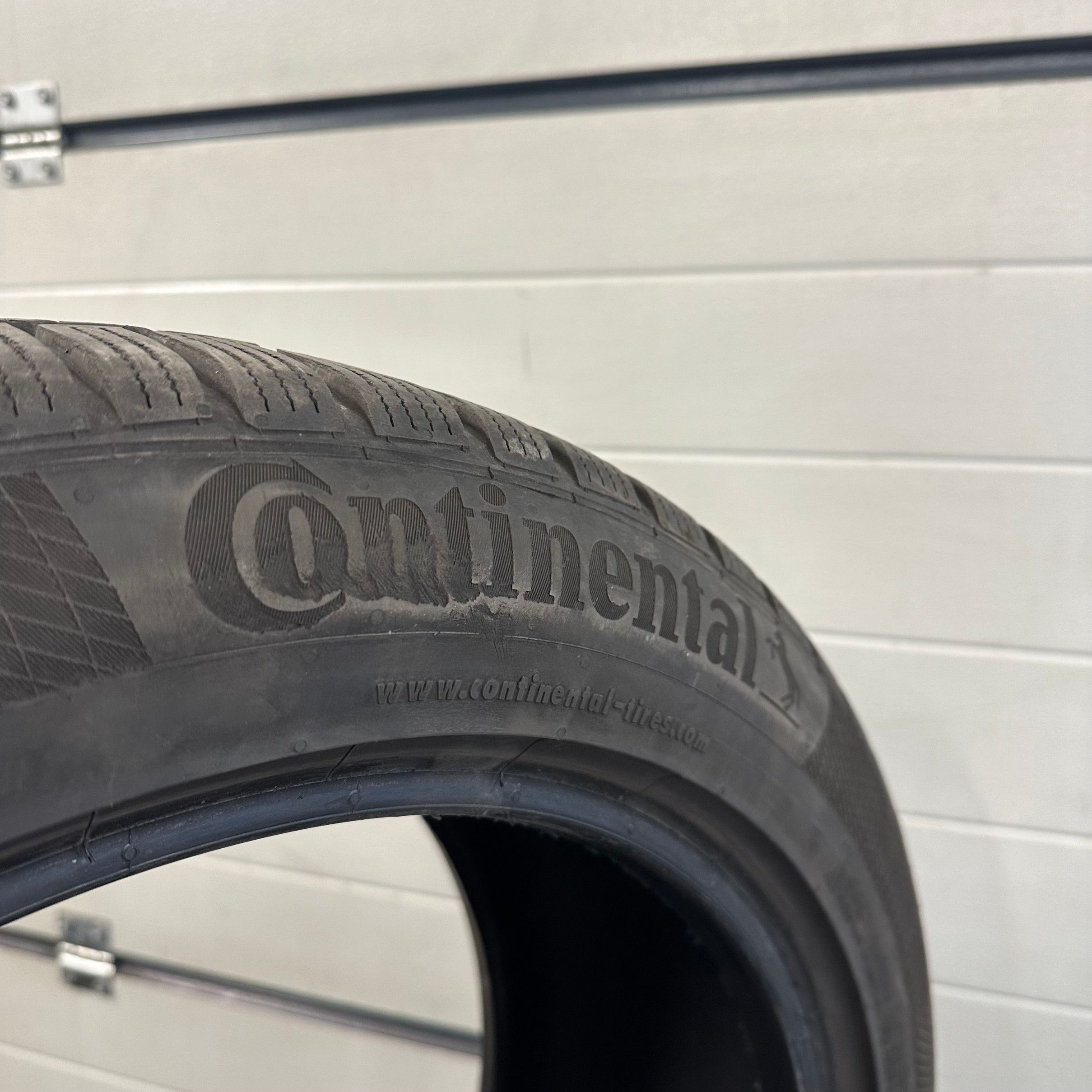 Opony Continental WinterContact TS850P - 255/45/20