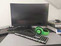 Sprzedam monitor MSI Klawiaturę MAD-DOG słuchawki razer i podkładkę
