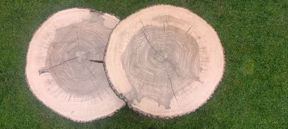 Zestaw 2 stolików lite drewno cud natury 1