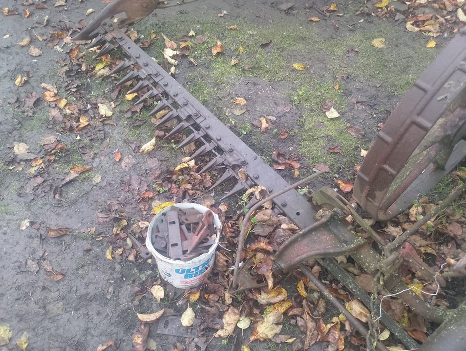 Кіна косілка потрібно чуть доскладати