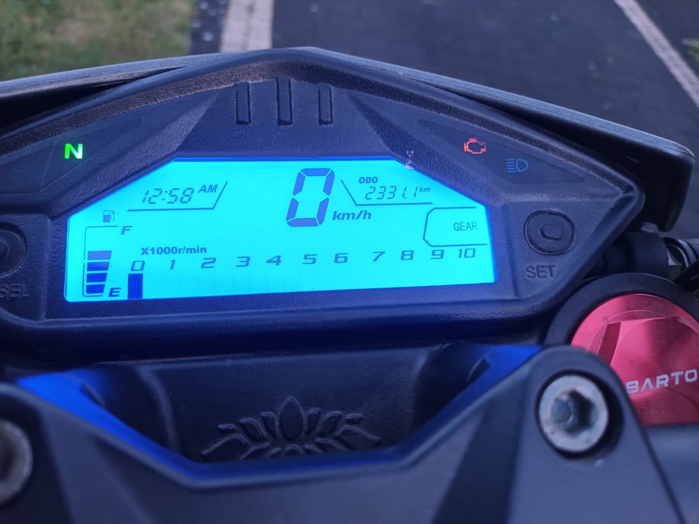 Barton hyper z kuframi