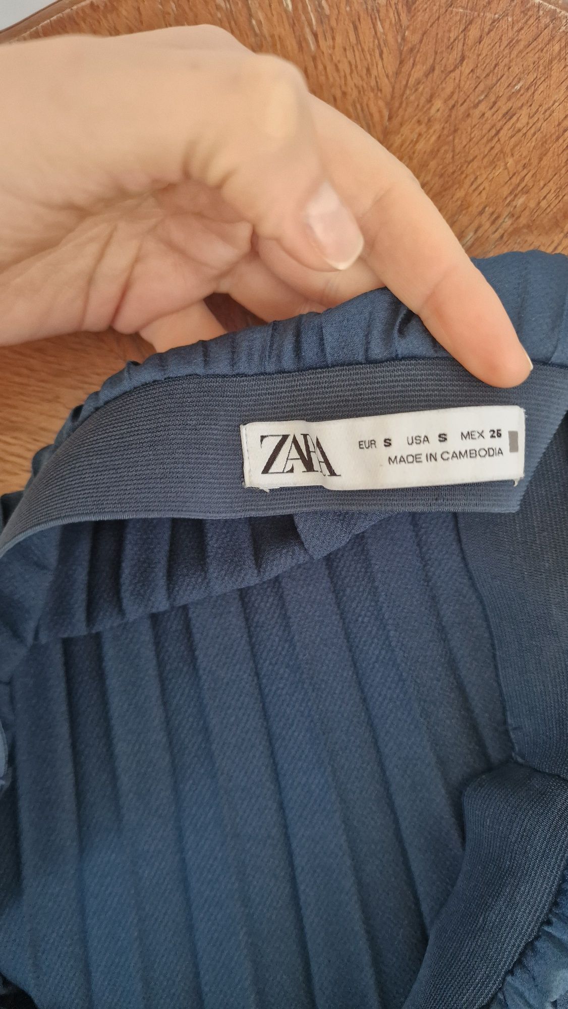 Продам юбку Zara