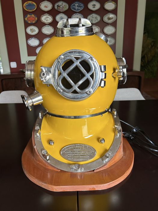 Escafandro XXL / Candeeiro / Coleção e Decoração