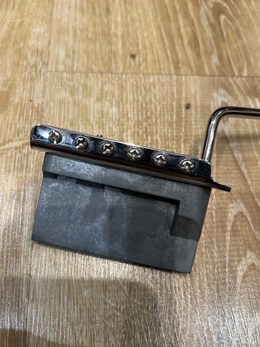 Mostek Bridge Fender Stratocaster Tremolo