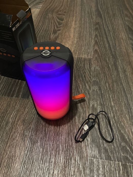 Портативна  Блютуз Колонка з Еквалайзером