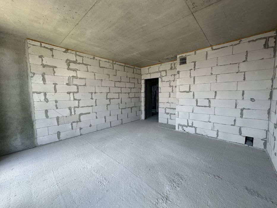 Продаж просторої 2 кім.квартири у зданому будинку /ЖК Вежа