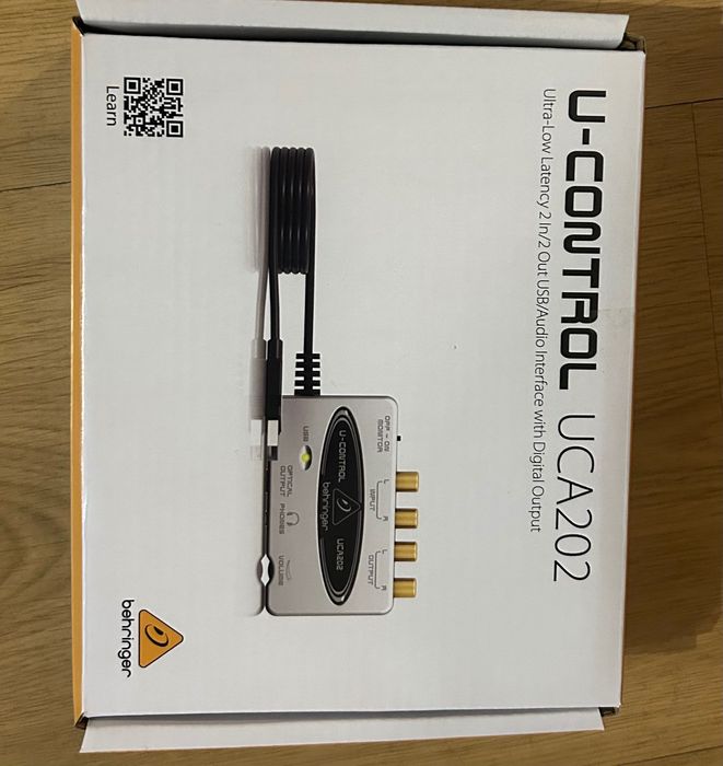 Behringer UCA202